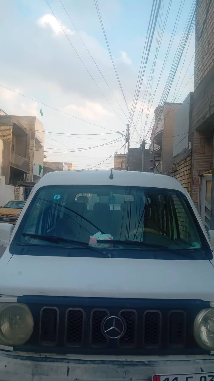 السلام عليكم سياره دفسنك موديل ٢٠١٣ رقم انكليزي احمر سعرها ٣٧ اوبيها مجال رقم الهاتف ***********
