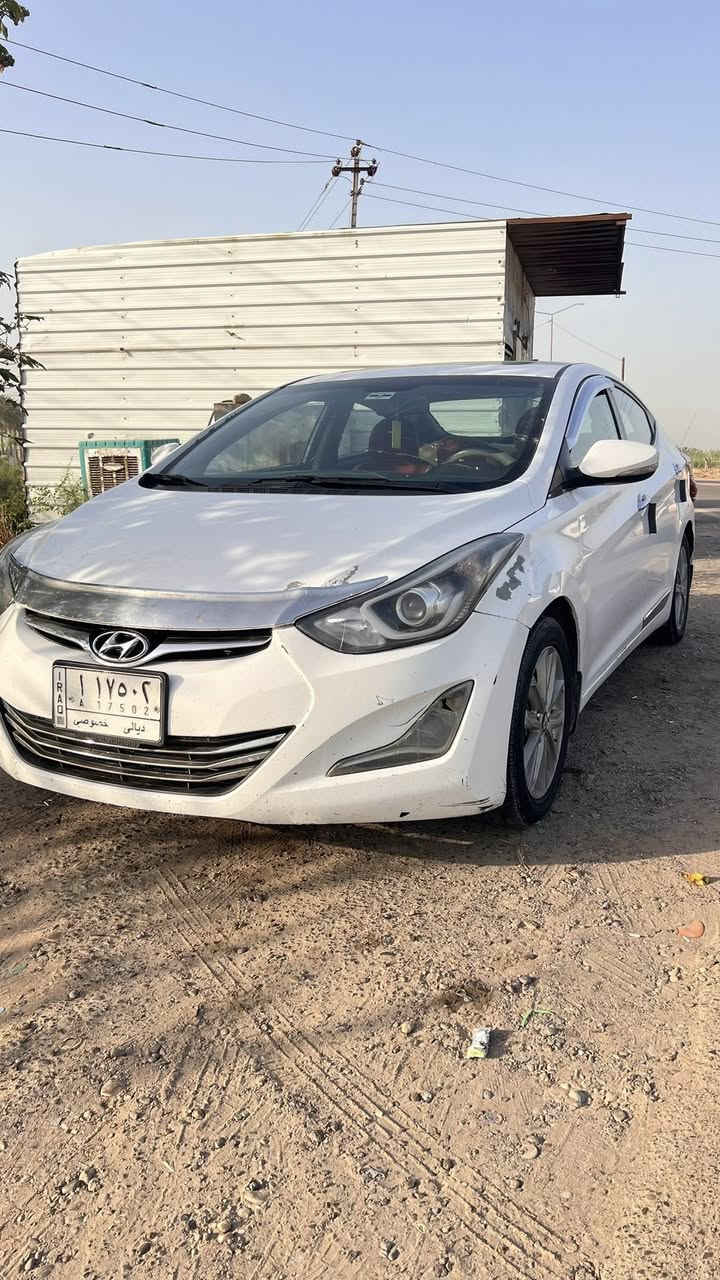 السلام عليكم
النترا ١٦ خليجي رقم ديالى باسمنا بيها باب مبدل بلاد فقط باقي وبيه صبغ ربع جاملغ امامي وشويه يم قبغ البنزين وبيها دوسات صبغ السياره محرك ١٨٠٠ دوش فول مواصفات سعرها بلاش ب١٠٧ وبيها مجال مكاني دجيل او ديالي 
    سعر امريكي.                     ***********
