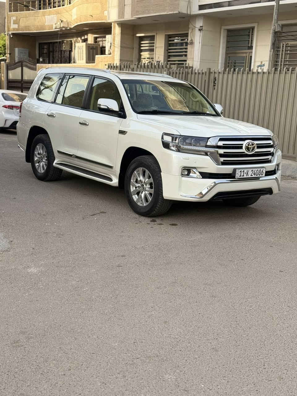 السلام عليكم
تيوتا لاندكروز وايت ادشن كفاله عامه 
رقم بغداد بسمي
عداد المشي 141 الف 
مواصفات اصليه سلايت جلد كشن ثلاث دكم كشنين كهرباء 8 ايرباك مري شفط تشغيل عن بعد اشاير لكزز حساس امامي خلفي 
كامره ثلاث شاشات ابلاديه دبل ماوس 
محرك 6 سلندر تخم تاير جديد تراي مال زيرو بدون شريط 
السعر 478 للاستفسار ***********
