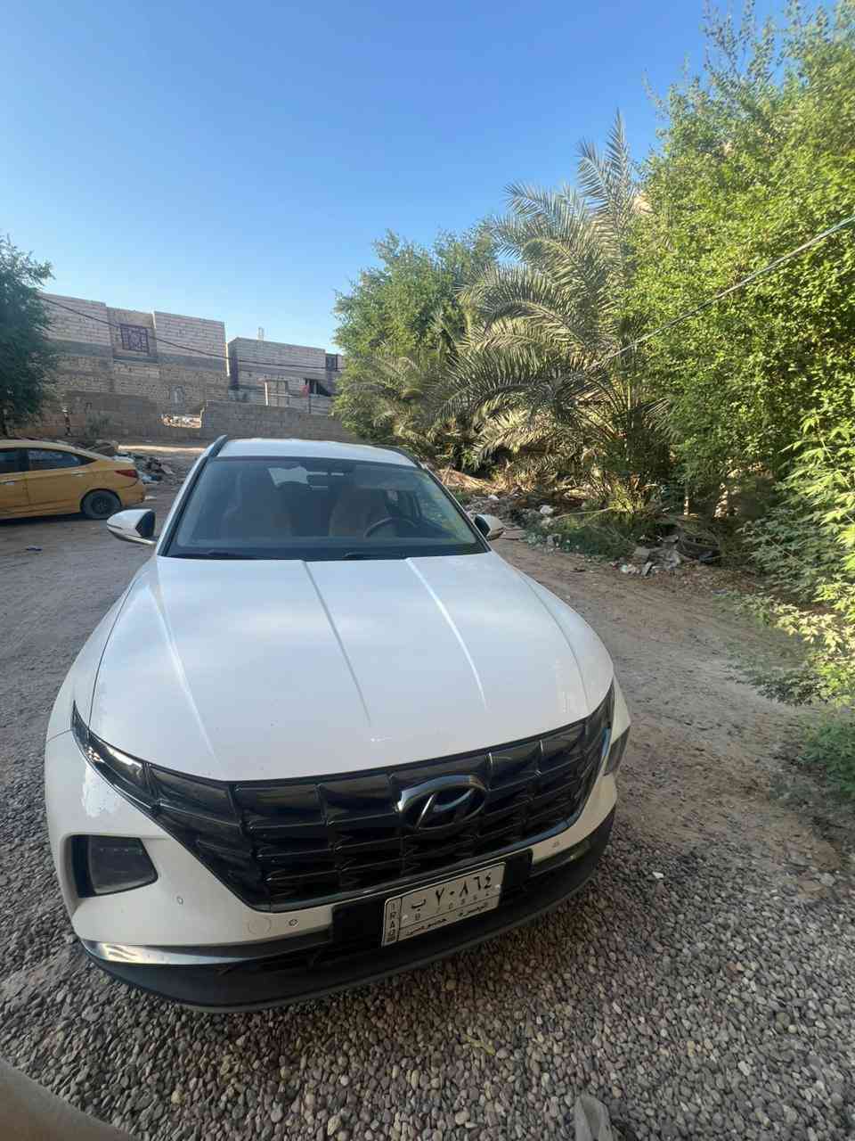 السلام عليكم توسان للبيع 2023 فول عدا الفتحة ماشية 50 الف سيارة جديدة بمعنى الكلمة محرك 2000 دوش خليجية السيارة موصفات السيارة حساسات امامية خلفية رادارات امامية خلفية تحكمات ستيرن سايد بريك كهرباء كشنات كهرباء بصمة بابين ضربة السيارة باب السايق والباب والباب الخلفي بارد وتكحيل السعر 220 للاستفسار الاتصال ***********
