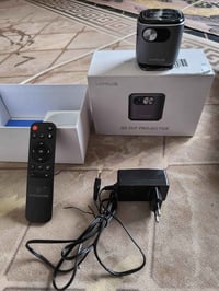 داتا شو • استخدام قليل • شحن وكهرباء