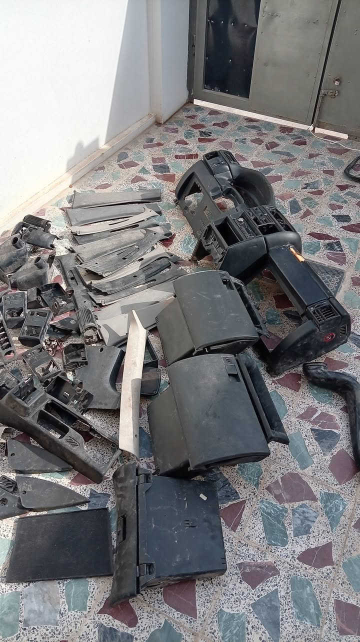 السلام عليكم للبيع غراض اوبل فكتره واستره واميكا دشبول فكترا ايرباك وجكامج كلشي موضح بل صوره عندي بس ذن  ابيع شلع سعر 100وبيهم مجال عنوان موصل الايمن العبور الشراي راسلني خاص


**إذا كنت صاحب هذا الإعلان وتريد حذفه لأي سبب، رجاءا أرسل رسالة إلى الدعم الفني**