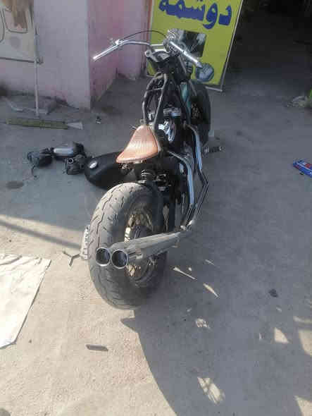 عندي ستد ببر مال تعمير (رقم بغداد) وتحويل ثاني يوم
بيها مشروع حلو

 ((وبسعر ١٦٥٠ قفل)) 
يحتاجلها صبغ
وجاملغ خلفي
_______
تايرات نضاف
ضفيره مفرغة
عقل فصلة لبلادي
مكينه حلوه وبشرط لا صوت لا دخان
تانكي تابوت فايبر كلاس
صلنصات صاعدات وبيهن بطيخات

*دراجة فضختها وداعمر بيها وصارلي شغل وماكملتها وهسه حتاجيت كم فلس

***********
ديالى بعقوبة
