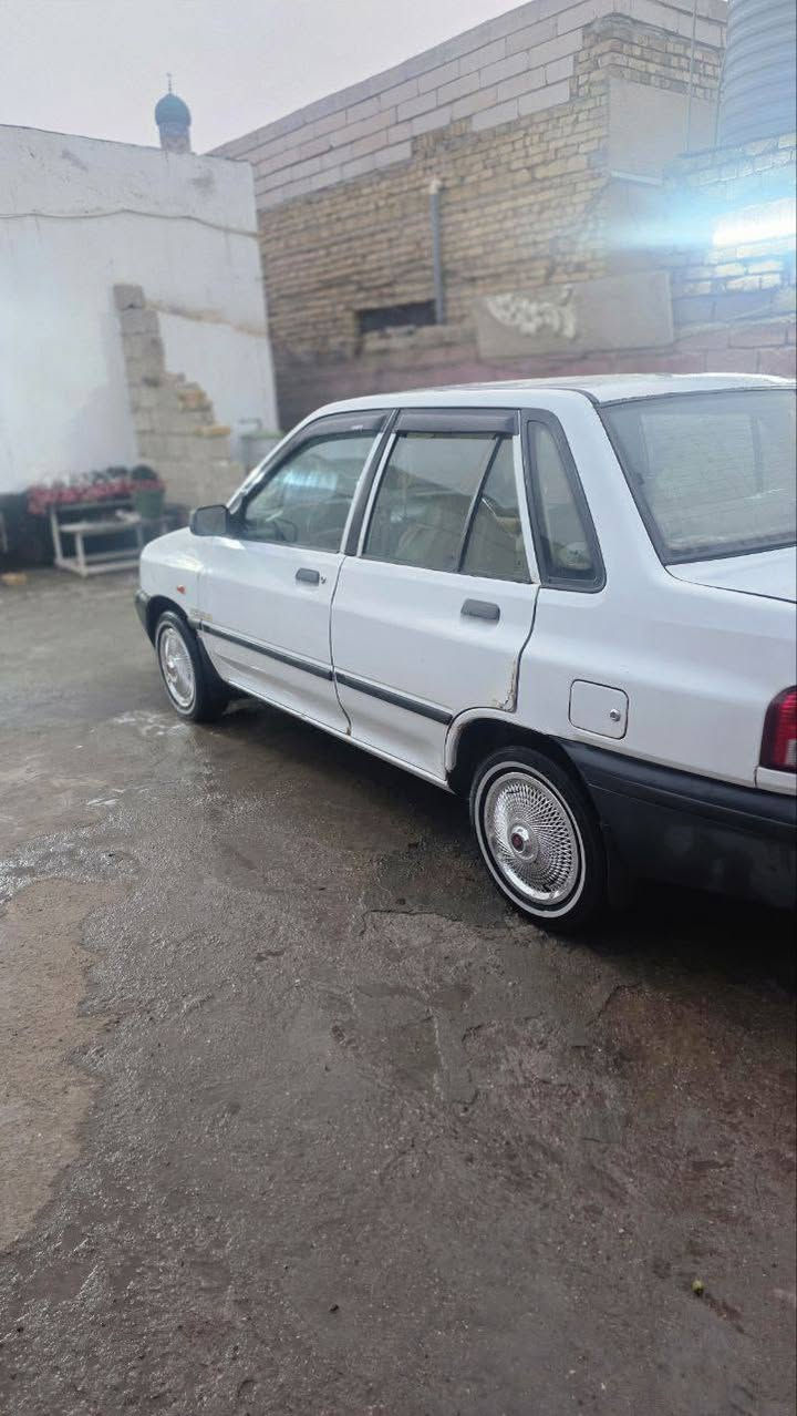 سايبة موديل 2010 للبيع مكفوله السعر خاص او انتصل على هذا الرقم ***********
