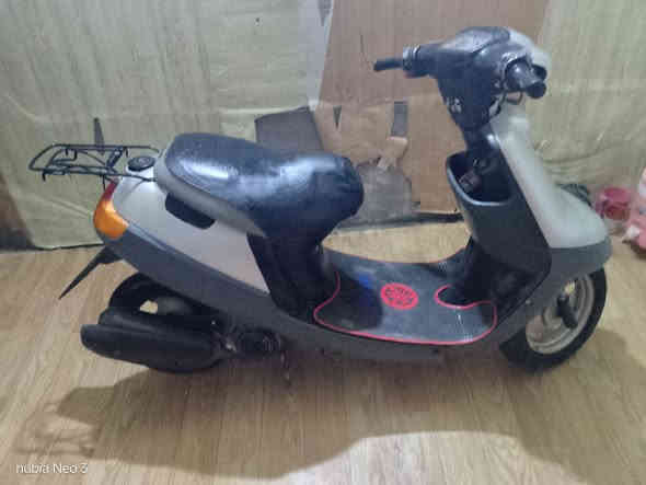 السلام عليكم دراجه بطه دبل سكريتر للبيع كرهبائيات كله شغاله محرك مره وحده مفتوح ناعم كلش سلف هندر اشاير بك لايت كيج بانزين كيلو متر قفل جنطه قفل ستيرن مكان كربلاء حي العامل السعر 250وبيه مجال بسيط هاتف ***********
