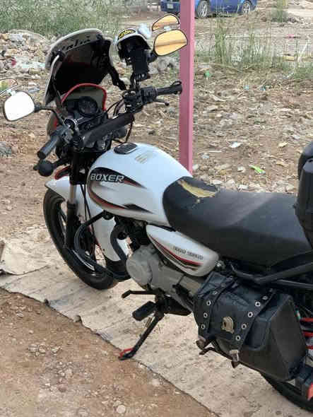 سلام عليكم بوكسر٢٠٢١ سنويه باسمي سعر ١٧٠٠ قابل للتفاوض نقوصات بسيطه***********
