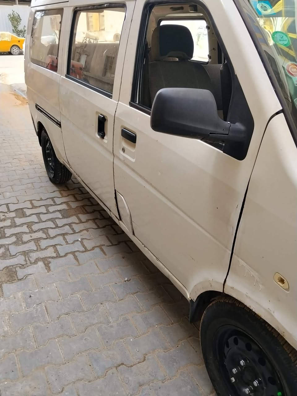 سلام عليكم شباب ليفان 2014محرك وكير خير من الله مصفره هيئة وغرامات شرط التحويل 35وبيهامجال قليل مكاني كاظميه ممتواجد على النت للاتصال ***********
