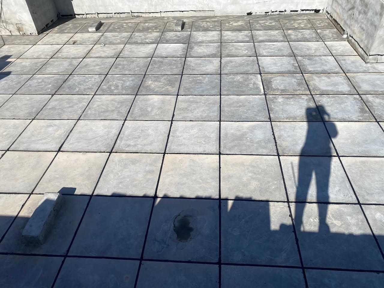 حافظ على بيتك من الرطوبه 
وبعمل يدوم لسنوات وبشرط الضمان 
نحن الافضل في مدينه سامراء وصلاح الدين 
وقلع الماستك القديم واضافه الماستك الجديد 
وتطبيك الاشتايكر ومع خبره تدوم ل17سنه في العمل رقم هاتف ***********
