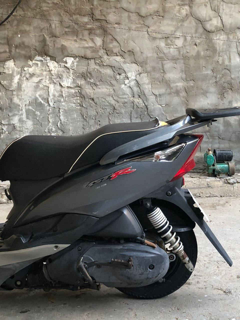 سلام عليكم جي تي ار ثعلب البيع دراجه صاله شهرين من نازله من رمبه بعده بحالت الوكاله مثل ما موضح بصوره دراجه نضيفه بمعنه الكلمه مكفوله من تنقيص و تبخير دراجه خير من الله (سعر 950 وبيه مجال) رقمي *********** ما متواجد عل فيس
