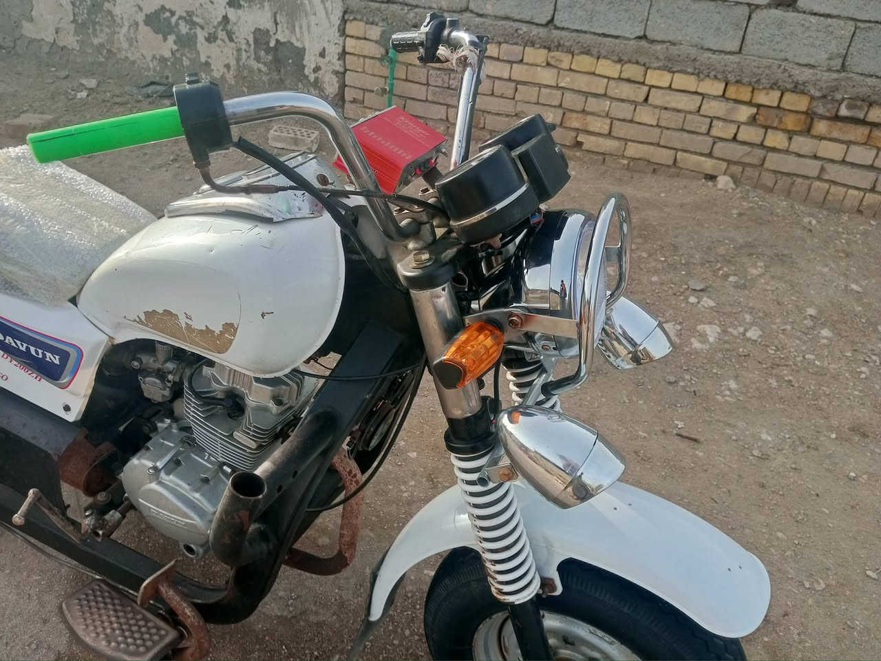 السلام عليكم ستوته للبيع موديل 20 اوراق من مجمع الكرار صدر جديد كهربائيات شغاله شاصي مقفول السعر 1,350 وبيها مجال ناصريه مركز ما بيها بدي ***********
