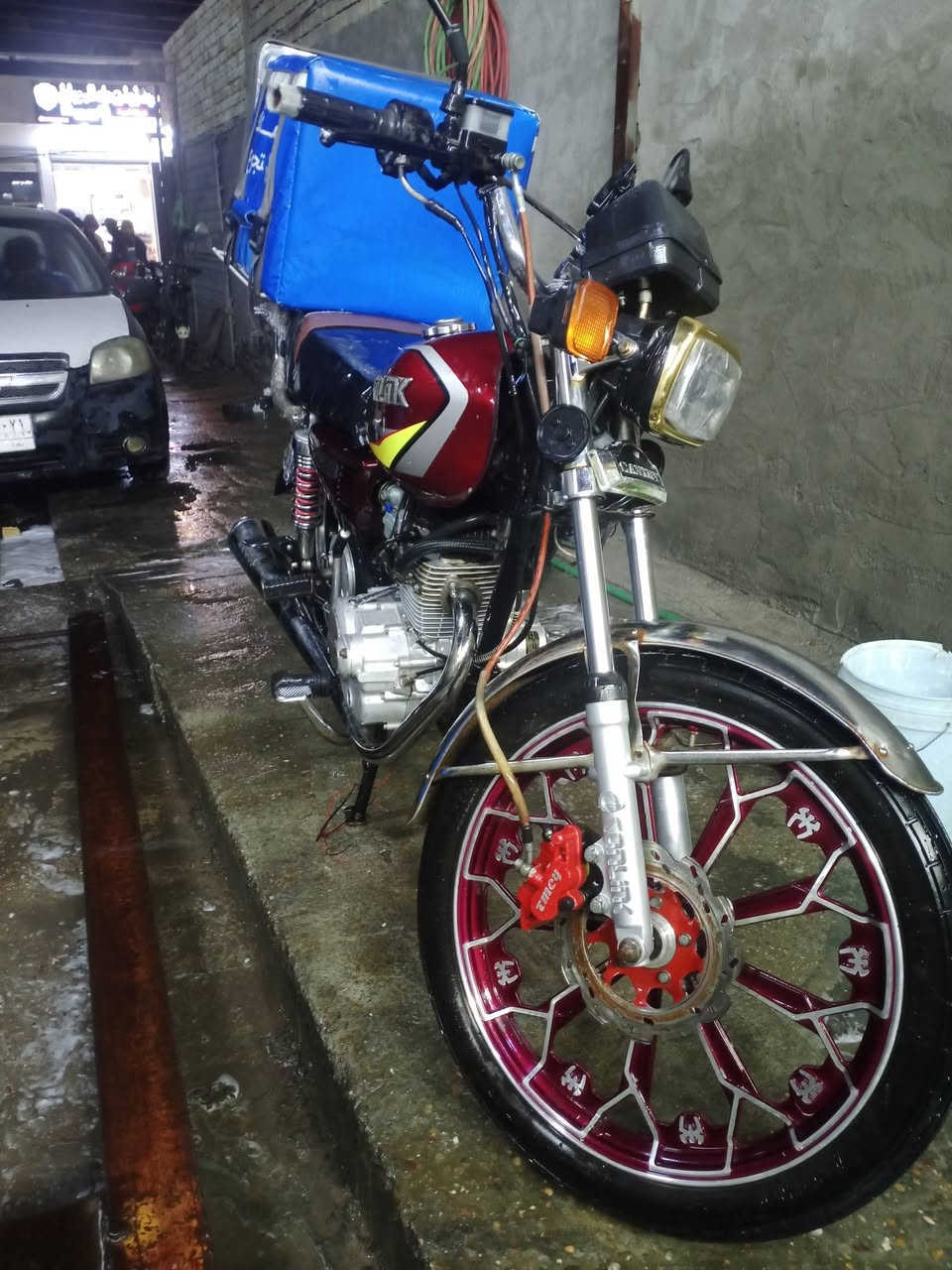 السلام عليكم دراجه للبيع ايراني خمسه كير موديل ٢٣ سعرهه ٥٥٠ وبيهه مجال قليل مكاني شهد البياع ***********
