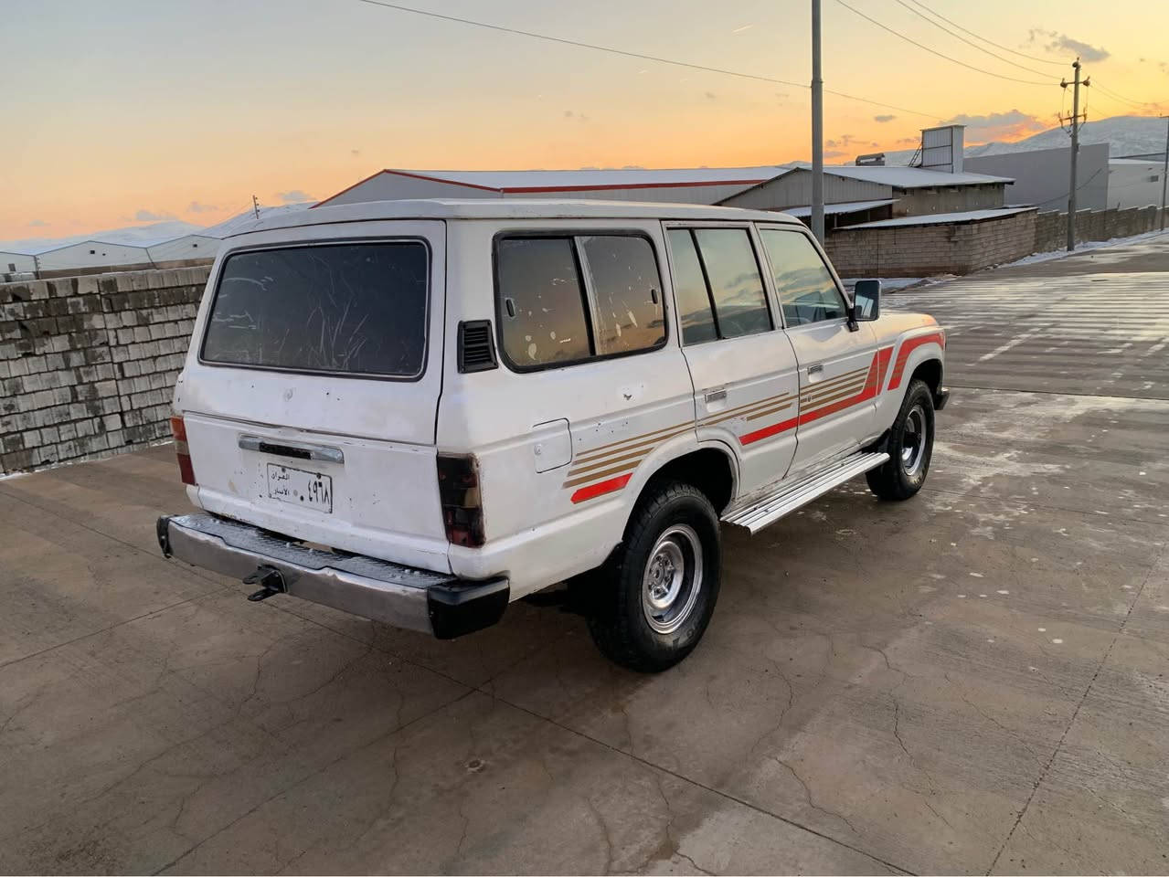 تویتالاندکرۆزەر مۆدیل 82سەنەوی  بەشەرتی سەیتەرەو مەفرەزە مەکینە 2ئیڤ 5گیر مەکینەوگیروئەکسل و دەبڵ ئەکسل بەشەرت دەعموو وەرکەڕاوی نیە  کارەبای زۆرمەزبووتە تەقەورەقەی بەشەرت 4رتایەی باشی لەژیرە سعری 18گەڵا ژم***********  ***********شوین پیرەمەگروون السليمانية, العراق
