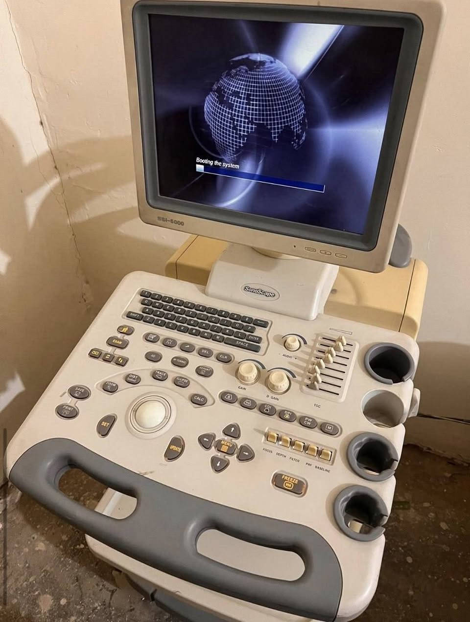 📢 إعلان بيع جهاز سونر مستعمل بحالة ممتازة
السلام عليكم ورحمة الله وبركاته
من رخصة الأدمن 🌹
🔹 جهاز سونر صيني نوع CC-5000
🔹 مستعمل استخدام قليل جداً
🔹 حالة نظيفة وممتازة
🔹 مع جميع المحتويات
🔹 عدد البروبات: 2
💰 السعر: 40 ورقة (قابل للتفاوض)
📍 الجهاز جاهز للفحص والتجربة
📞 للتواصل والاستفسار:
***********
***********

