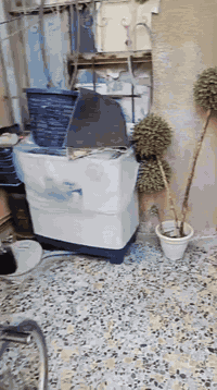 75 متر للبيع جبهتين  3:45 نزال 20ام الكبر والغزلان استقبال حولي غرفه نوم والملحقات طابق الثاني غرفه واحده فقط سعر  مناسب قرب حسينية كتاب العتره***********
