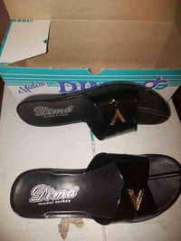 تصفية 🛑  شحاطه نسائي ابيع جمله  ست أشكال  التعبئة 12 _18_24 0789284875...