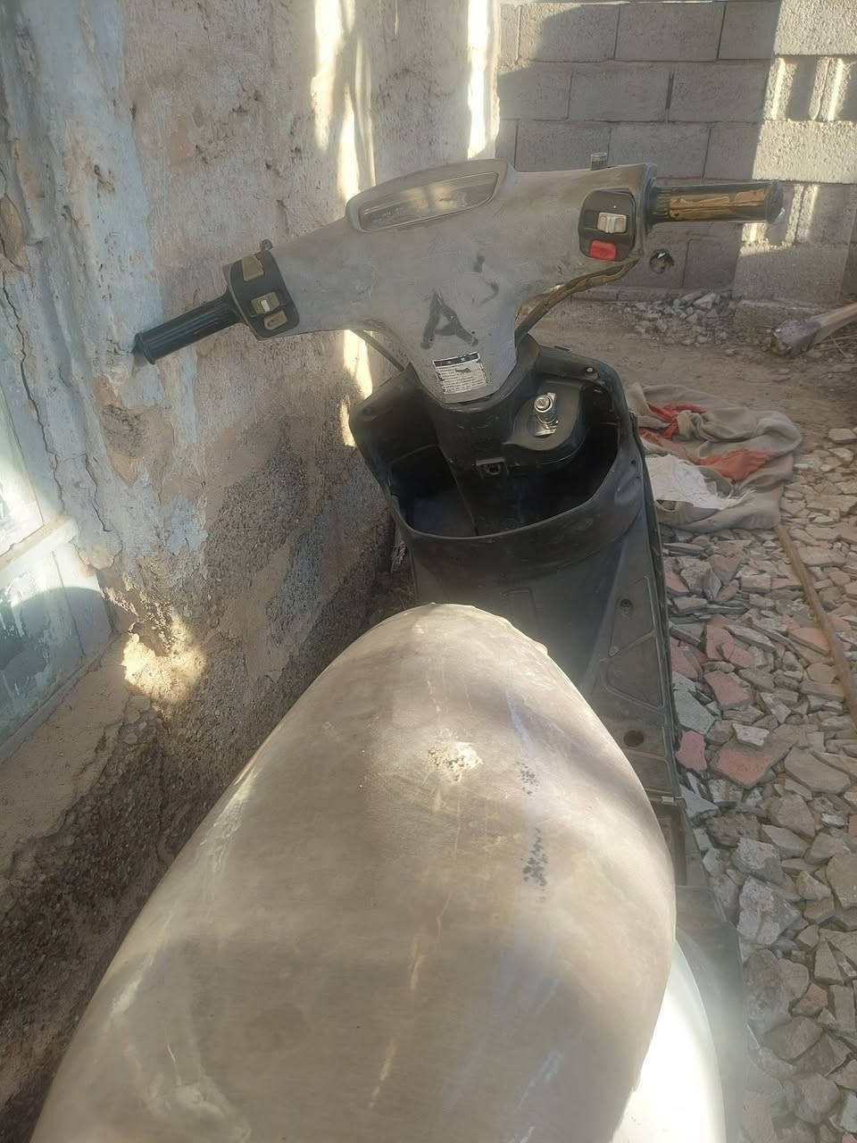 السلام عليكم دراجه سرعتها ٨٠ ماعرف بيهن يرادلها بس عقل وضفيره مكينه خير من الله متروكه صار ٨ أشهر ابيعلك كوم حديد شتنطيني أنعم الله  العنوان الدوره البوعيثه


**إذا كنت صاحب هذا الإعلان وتريد حذفه لأي سبب، رجاءا أرسل رسالة إلى الدعم الفني**
