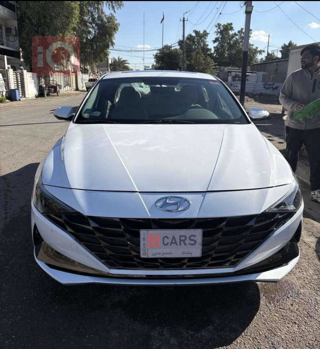 النترا 2023 للبيع
محرك ٢٠٠٠ 
الفول مواصفات مال خليجي 
ماشيه ٤٥ الف
السعر ١٧٥ ورقه
***********
