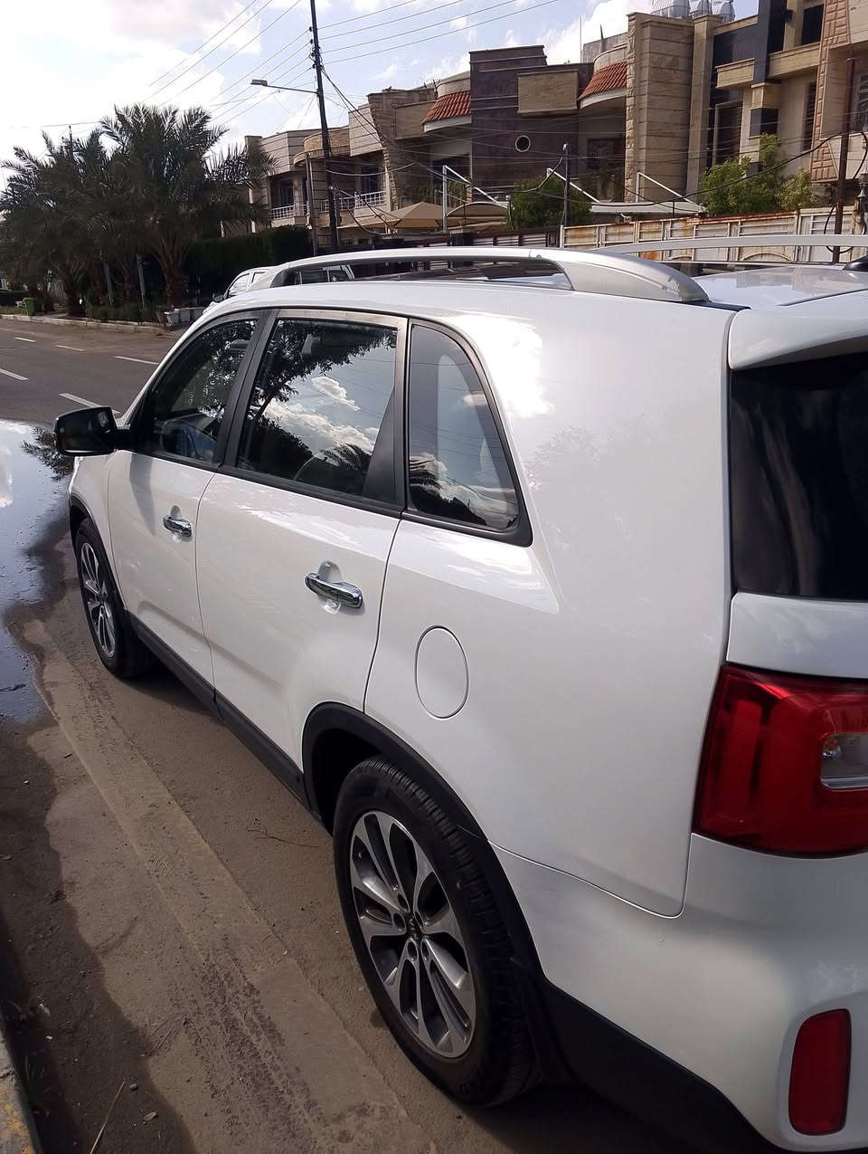 السلام عليكم سورنتو موديل 2014 شكل ال 15 سياره فول واحد على واحد خليجيه مقفوله كفاله عامه رقم بغداد مواصفات السياره سبعه راكب 6 سلندر بصمه بانوراما سياره جديده وخيره من الله مكان السياره البياع السعر 185رقم *********** بها مجال قليل
