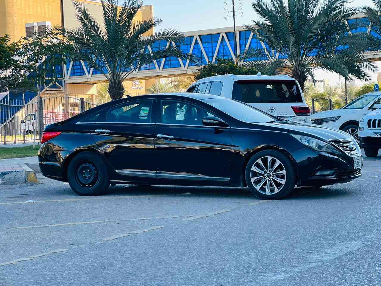 سوناتا مديل 2011 سعر 93 قابل للتفاوض الأستفسار اتصل *********** وراد أمريكي حادثها جاملغ وباب بدون دواخل مواصفات فول واحد على واحد فتحه سقف بصمه تشغيل بصمه أبواب شاشه كبيره كامره خلفيه كشنات جلد كهربائي اشاير مري كهربائي قطعتين تبريد حساسات امامي وخلفي مثبت سرعه مكينه وكير مكفولات حداديه جديده تخم تاير تبريد تدفئه شغال رقم بغداد مشروع وطني سنويه ل 27 مكان سياره كربلاء
