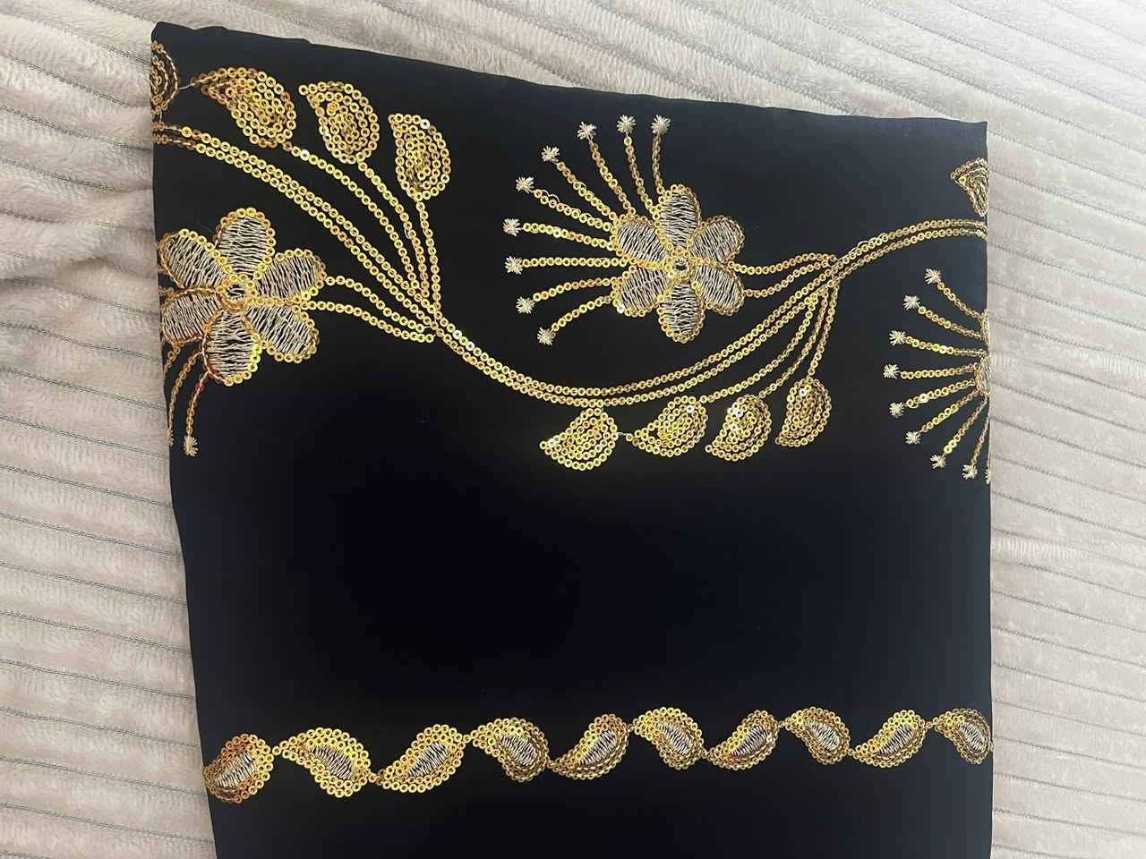 هلو حبايب
😘توفرت قطع قماش تجنن كشمير مطرز بنقشتين❤️❤️
تتخيط حسب الطلب
قطع ودشاديش العيد يمي
مكاني A410
فخامة وجمال ….
خياط بالتوصيل حجز برصيد😔😔


**إذا كنت صاحب هذا الإعلان وتريد حذفه لأي سبب، رجاءا أرسل رسالة إلى الدعم الفني**