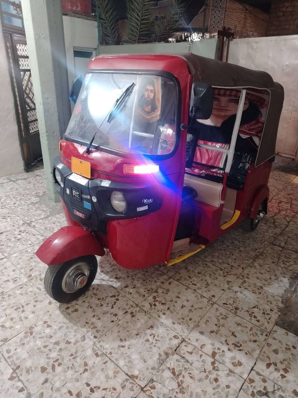 سلام عليكم اخوان هاي تكتك موديل 18 رقم وسنويه تحويل ثاني موديل تكتك جاهزه واحد على واحد دوشمه جديده كاعيات سبع قطع مسجل تكتك الف ما تصرف عليها *********** العنوان كربلاء امن داخلي شارع طارق الخيكاني
