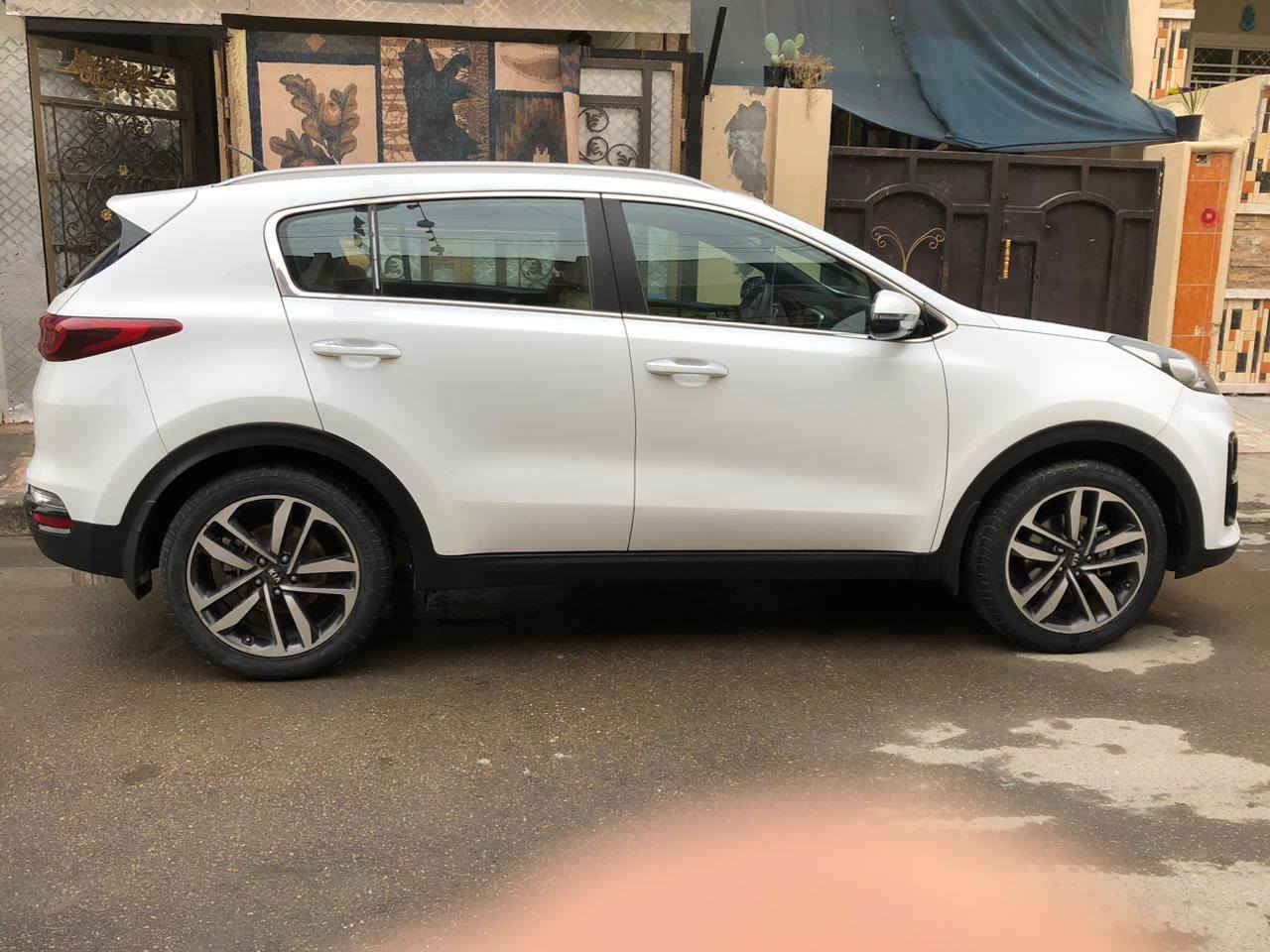 السلام عليكم
كيا سبورتج 2019
مواصافات بيسك 
حساس امامي خلي 
كامره 
السياره جاهزه كل نقص مابيه 
بيه بارد ع كد شبر باب الصدر 
ماشيه ٨٢ 
السعر 197$ 
وبيها مجال بسيط 
هاتف ***********
عنوان شعب شارع الاسواق 

-
