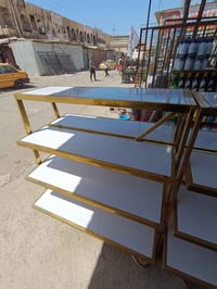 رفوف للبيع  هرمي10قطعه السعر175الرقم07732467485