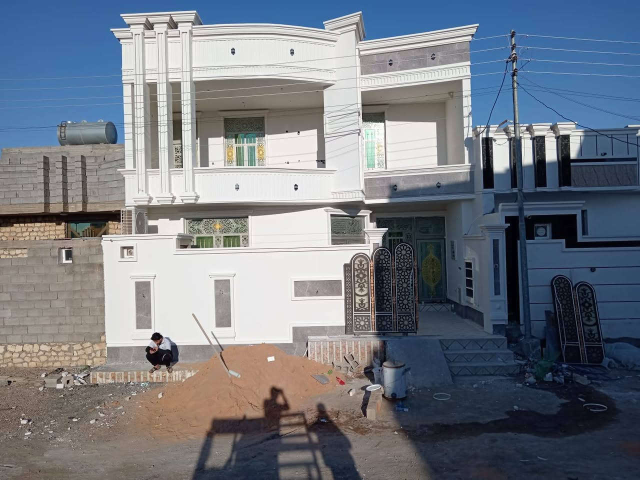 كادر لبخ ناعم خشن واجهيات درجة اولئ استلام مهندس اتصل ع رقم او راسلني خاص او واتساب 
***********
