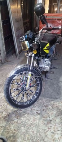 دراجة ايراني سيفان 2024 كفاله عامة محرك 150 الدراجة اوراق السعر 700 وب...