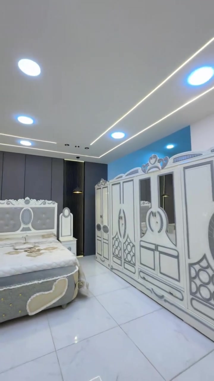 حصرياً الموديل الجديد
السعر مليون دينار فقط 😍

غرفه نجاره قتصاديه 🛌

متكونه من 9 قطع مميزه 

الكنتور ارتفاع 240 طول 320 

مع الزاويه مجموع الطول 4 امتار 

السمك الخارجي للغرفه 5 ملم انديف

والسمك الداخلي 3 ملم معاكس ابيض

سعر الشازلون الخزان 75 الف 

سعر الشازلون المقعد 50 الف 

متوفر توصيل وشد داخل بغداد 😊

متوفر توصيل وشد لكافة محافضات العراق 🇮🇶


**إذا كنت صاحب هذا الإعلان وتريد حذفه لأي سبب، رجاءا أرسل رسالة إلى الدعم الفني**