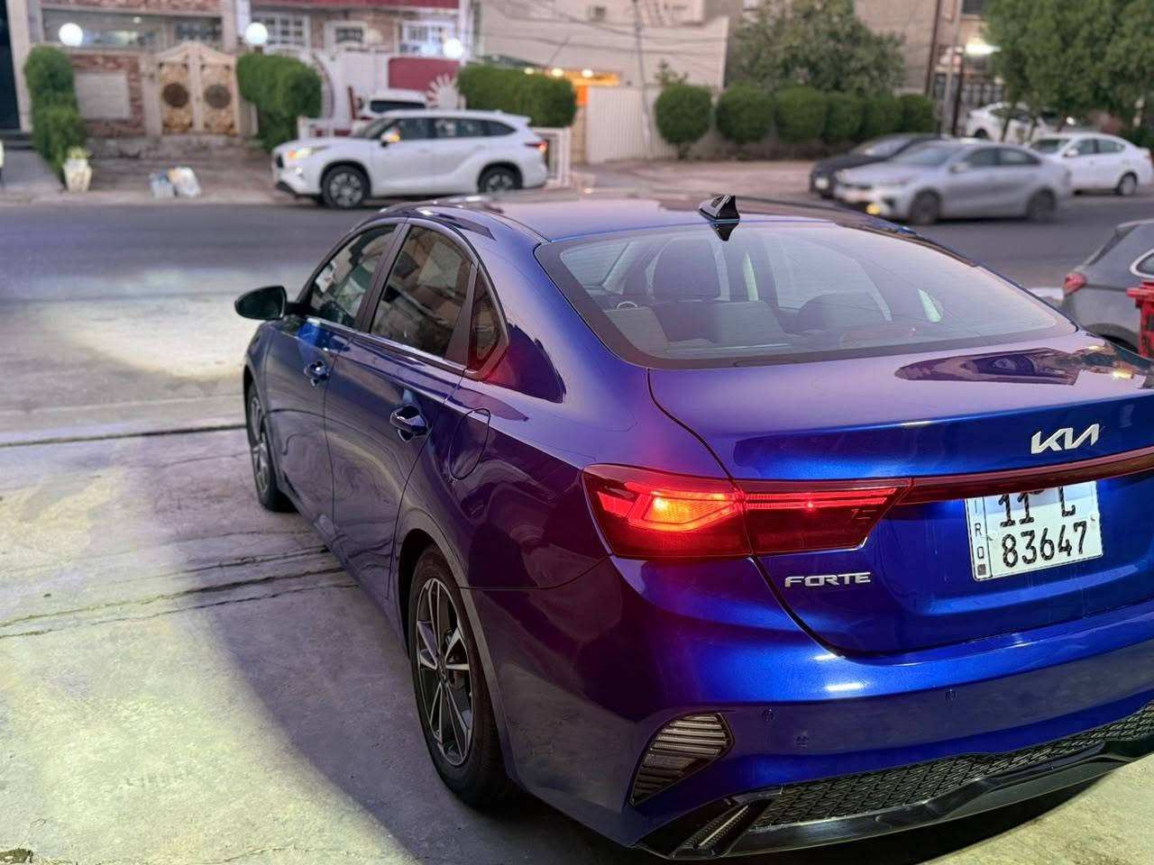 السلام عليكم لبيع‏كيا فورتي  وارد أمريكي موديل 2024 محرك 2000 دوش ماشيه ٢٩ميل كفاله عامه بيه دعاميه خلفيه   مواصفات نص فول شاشه ورادارات امامي  نقطه عمياء مانع تصادم نظام سبورت كامره دواره تحكم ستيرن مواصفاتها حلوه والسباره بعد احلى من الصور بهوايه   باسمي مكان السيارة بغداد البنوك التصال *********** أو وات ساب غير متواجد على الفيس
