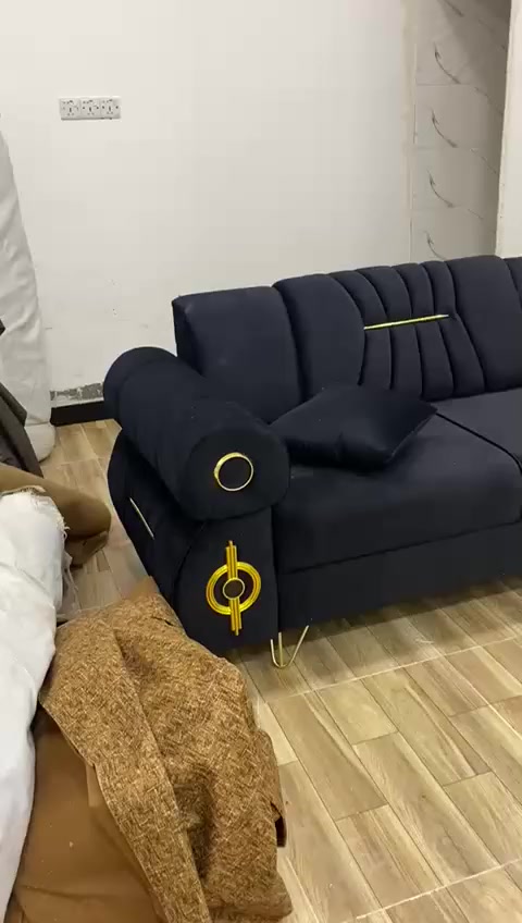 كل ماهو جديد لدى معمل الملك اكو عالمتر سعر المتر ١٠٠الف واكو جاهز المكان البصره الصناعيه  الشراي يجي خاصرواهلا وسهلا


**إذا كنت صاحب هذا الإعلان وتريد حذفه لأي سبب، رجاءا أرسل رسالة إلى الدعم الفني**