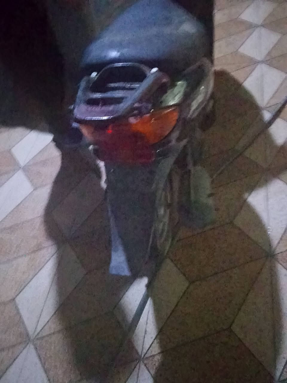 سلام عليكم عندي دراجة عصفورية للبيع لباتري كاعد شغالة 150 مكاني ديالى بعقوبة باب درب ***********
