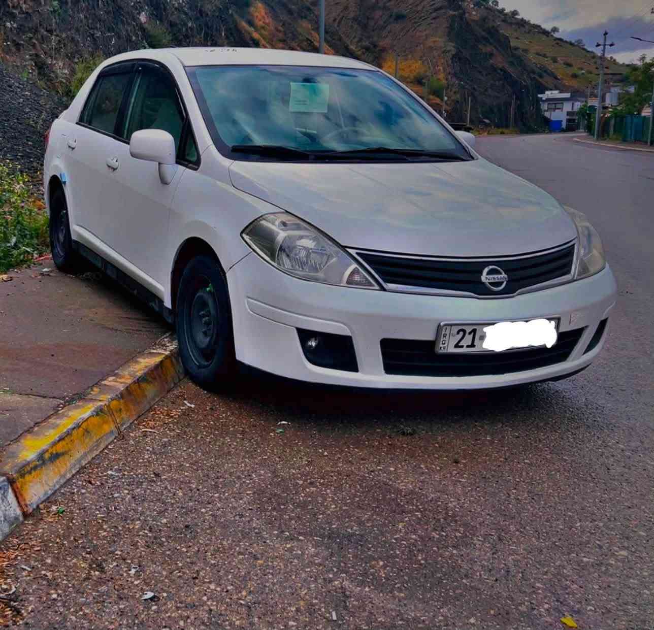 نیسان تیدا
مۆدیلی 2011 بێ بۆیاخ
ڕەقەم و سەنەوی تا 2030 تازەیە 
گێڕ و مەکینە بەشەرت 
نرخ:- یەک دەفتەر و کەمێک معامەلە 
ژ:- ***********
