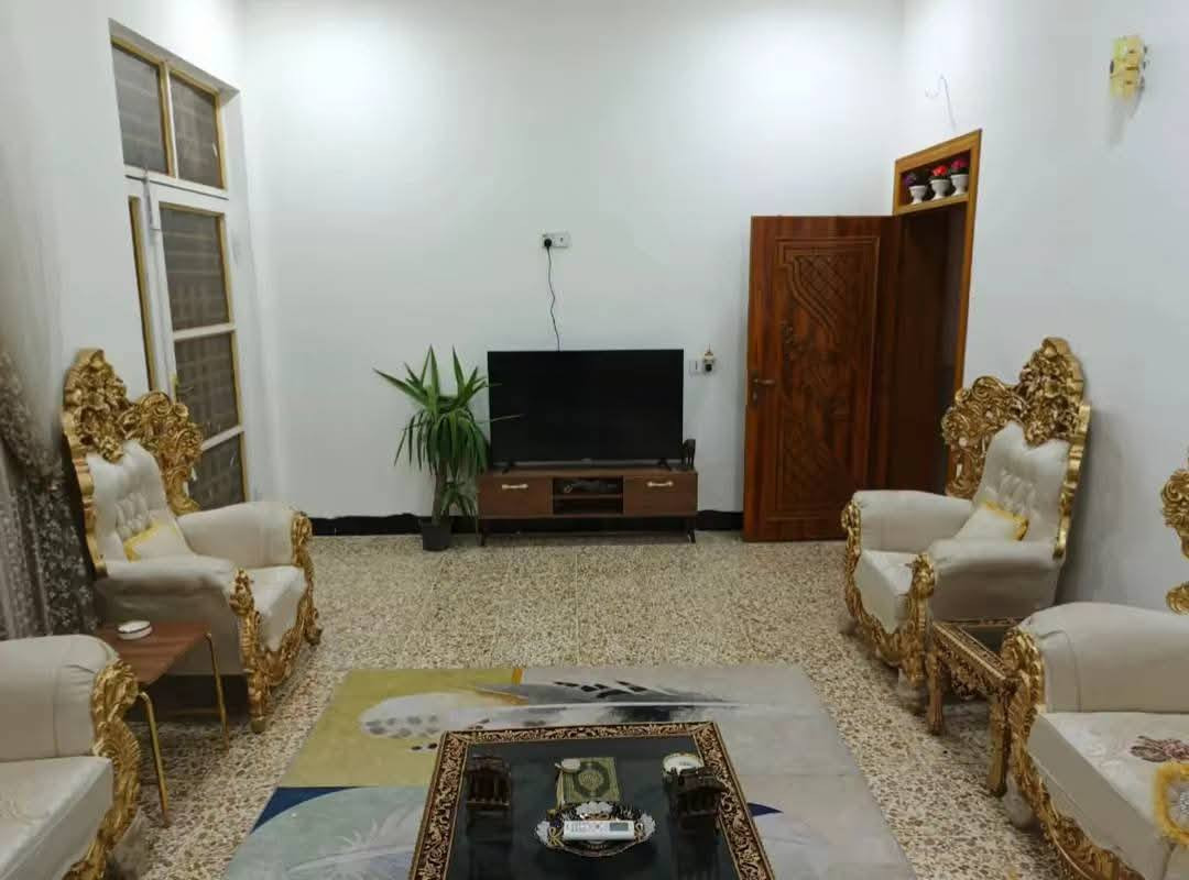 عقار للبيع للمساحة 500 متر
كربلاء / الحسينية / منطقة ابو طحين
السعر 230 مليون
 تحت البناء 200 متر غرفتين 5x4 الصاله 7ونص 4x ونص الاستقبل 7 4x المطبخ 4x5 مجمع صحيات + كراج مع حديقة مع صحيات خارجية الأرض من ضمن دونم سند ٢٥  إقرار محكمة البناء طابوك وصب درجة اولى
***********
***********
#عقارات #كربلاء #facebook #العراق #بغداد
