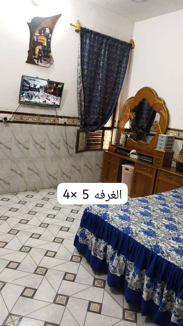 بيت للبيع المساحه 100م مربعه زراعي 25
في منطقه الشعب حي المهندسين

الطابق الاول: غرفه ومطبخ واستقبال وصحيات 

الطابق الثاني: غرفتين وصاله وبيتونه 

بناء جديد درجه اولى

الاستفسار: ***********
