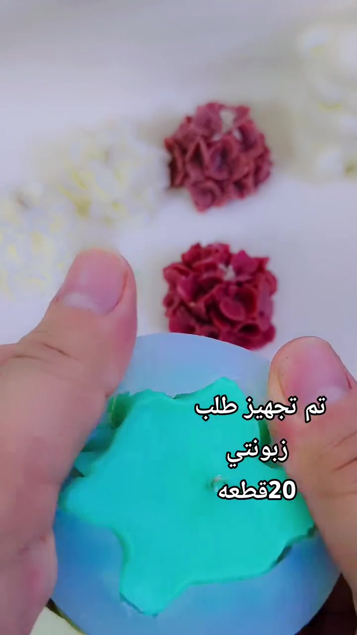 "بدعمكم نكبر.. وبمتابعتكم نستمر ✨"
​"اصنعوا فرقاً في يومي بمتابعة بسيطة لحسابي الصغير 🤍"
​"صُنع بحب.. وينتظر دعمكم وتشجيعكم 🥰"
​"كل متابع جديد هو خطوة أقرب لتحقيق حلمي الكبـير 🥹✨"


**إذا كنت صاحب هذا الإعلان وتريد حذفه لأي سبب، رجاءا أرسل رسالة إلى الدعم الفني**