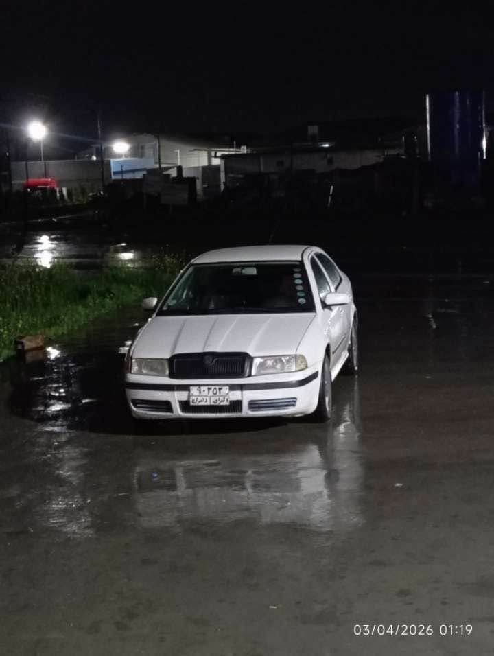 Skoda octevia 2008 سەیارەیەکی خاوێنە تەبریدو گێرو مەکینەو کارەبایاتی هەمویی بە شەرتە تەبرئدی لەگەڵ سویچە سێ پارچەیی بۆیاخە سەیارەچی خاوێنو بێ مەسرەفە مەکینە گەورەیە سعری ٤٦ وەرەقەو مەجال رەقەم مۆبایل(***********) أربيل, العراق
