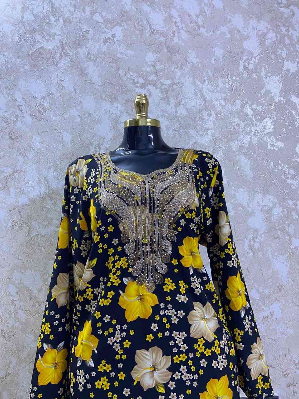 مخاور جديد قياسات L/XL/XXL  سعر 15 خامه سندريلا تطريز ناعم يلبسن من وزن 60 الى وزن 100


**إذا كنت صاحب هذا الإعلان وتريد حذفه لأي سبب، رجاءا أرسل رسالة إلى الدعم الفني**