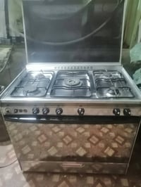 فرن • للبيع • تفاصيل خاص