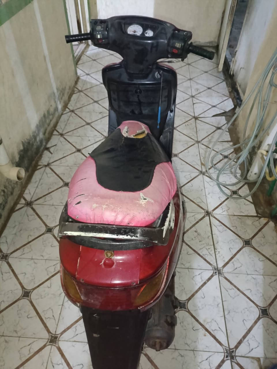 السلام عليكم دراجه فراشه للبيع السعر 250وبيه مجال/***********
