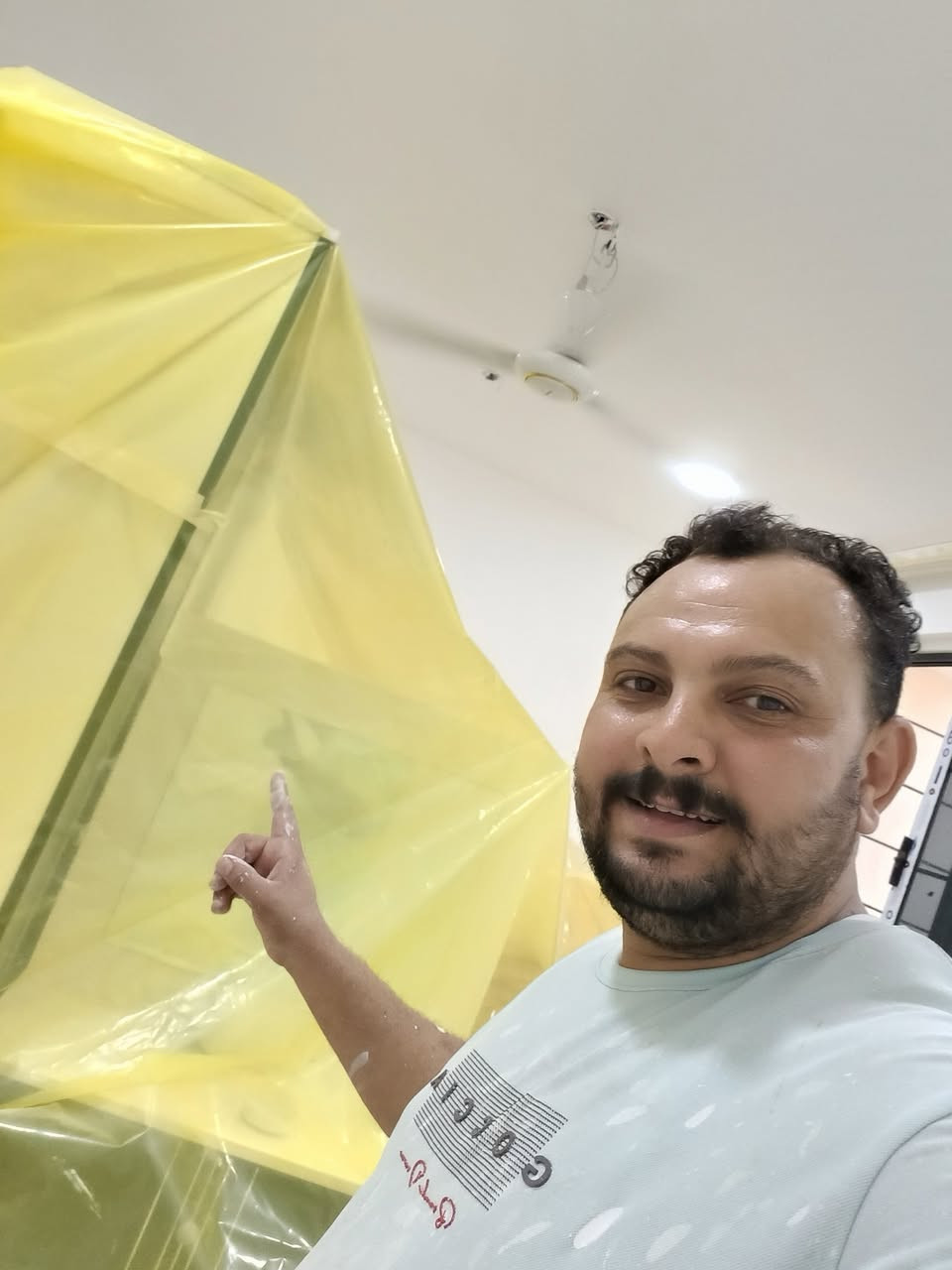 كادر صباغين مصريين قاعد بالدوره متفرغ حاليا نشتغل قطعي وعلى المتر على اليوميه للتواصل واتساب او فون *********** شرط تسليم مهندس
