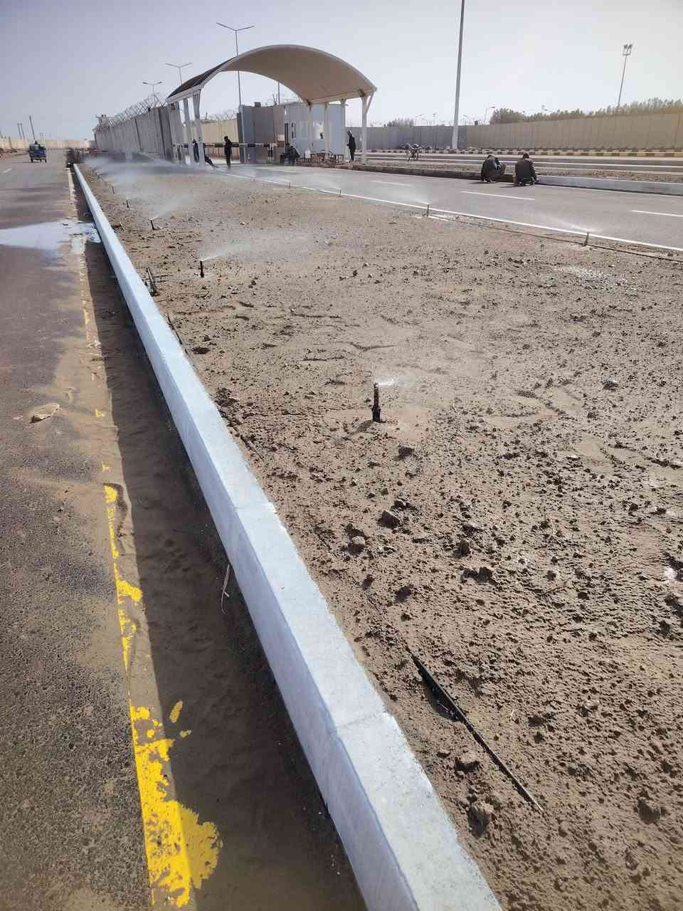 نواع عمل حدايق ولمحجرات ول ومرشات حدايق كرسته وعمل بأسعار مناسبة توصل ***********
