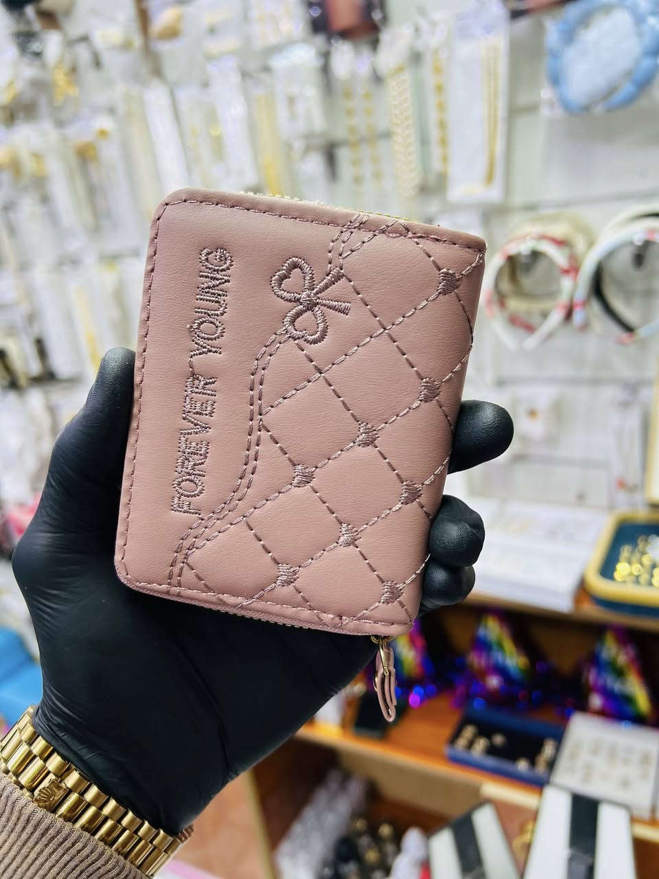 اكسسوارات باربي ✅

توفر جيزدان كوالتي فول 💚

طبعا عملي جدا 💖

السعر الفين دينار


**إذا كنت صاحب هذا الإعلان وتريد حذفه لأي سبب، رجاءا أرسل رسالة إلى الدعم الفني**