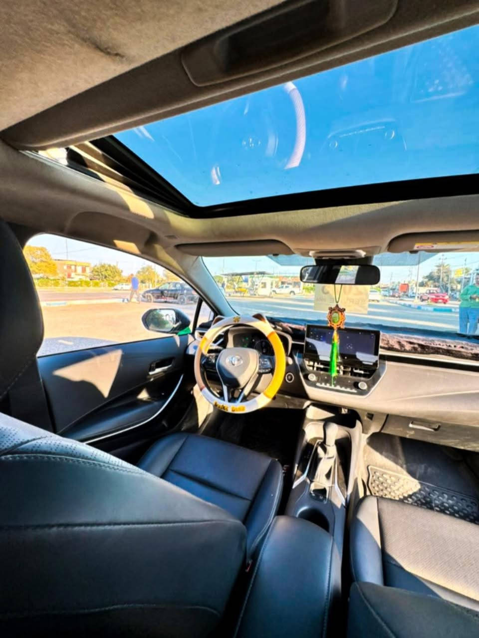 كورلا 2025 خليجي هايبرد وبانزين مرقمة بغداد أستقطاع مباشر ماستر كارد كتروني السعر 128 وبيه مجال للطيبين بسم عمي يسكن بغداد البسماية وكالة عامه اسويلك مواصفات فول 1/1  بيه بارد بسيط وباقي كفالة ماشية 24 الف 
***********///‭0788 230 7470‬
