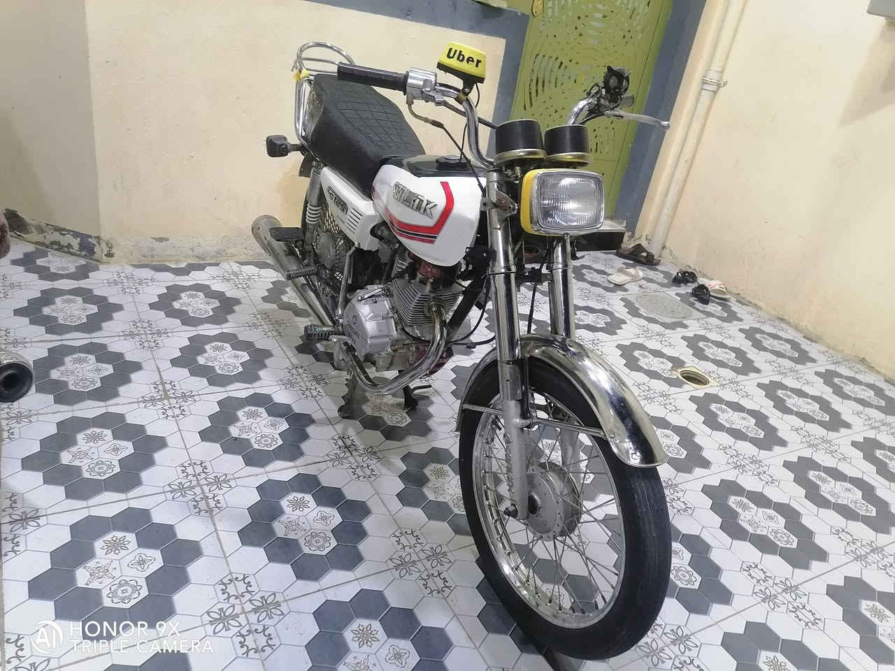 السلام عليكم ورحمة الله وبركاته دراجة تايكر سونك 2022 أوراق موجودة بيع او مرواس
نظافة كما موضح في الصورة نقصها فقط كهربائيات... 

 السعر 380
 وبيها مجال للشراي
للاستفسار الاتصال على الرقم
***********
أو واتساب
وذا معندك رصيد 😁
علق واني اتواصل وياك
