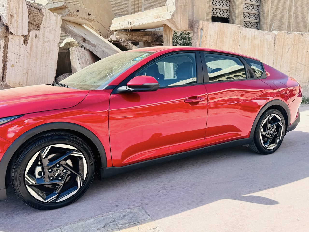 سلام عليكم
كي فور 2025 k4 احمر طماطة  بعدها زيرو 

كلين تايتل بدون ايرباك بوضع الوكالة 

محرك : 2000 دوش 

وارد : اميركا 

عداد مشي : ٧ الف 

مواصفات  Ex

1_بصمة 

2_تشغيل عن بعد 

3_ بصمة ابواب 

4_ بصمة جنطه 

5_شاشه متصل حجم كبير 

6_فول قيادة ذاتيه مع تحديد مسار 

7_فول تحكم ستيرن 

8_تبريد قطعتين متصل مع شاشه لمس 

9_منافذ شحن خلفية 

10_سايد بريك كهربائي 

11_مانع انزلاق 

12_نقط عمياء 

13 _ تحكم وضعيات قياده

14_رادار امامي وخلفي وجانبي 

15_فول حساسات توقف ذاتي 

16_لد امامي مع عدسات زنون

17_لد خلفي 

18_شحن واير لس 

19_كامره خلفية دقه hd 

20_ويل كب بلاد 

مرقم بغداد باسمي  
سياره كلين تايتل كفاله عامه   
مكان السياره بغداد 
السعر ١٨٨ وبيه مجال كلش بسيط 
استفسار :***********
