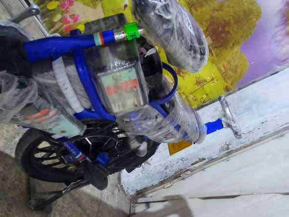 ***********سعر 270وبيه مجال وترهم مراوس
دراجه شحن
 وسويج 🔑

 اريد ابيعه سرعه55 حقيقي تمشي40 كيلو شحنه الوحده 
هورن📯
 لايت عالي ناصي🚨

  قفل سرج 
مكان النجف / حي ميسان 📍
***********
