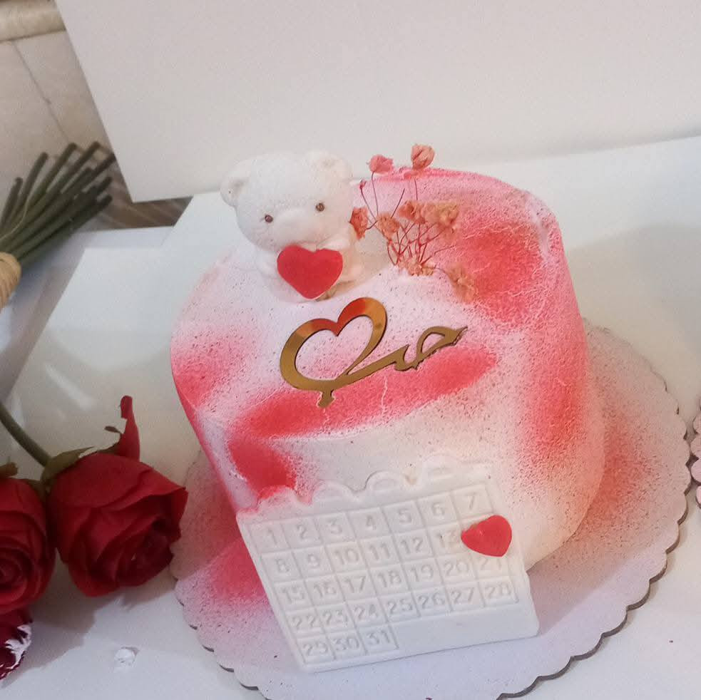 بمناسبة عيد الحب  الحجز مفتوح مستعدون لتجهيز كافه المناسبات حسب الطلب للحجز والاستفسار اتصال على الرقم خاص للحجز ***********متوفر واتساب للرقم عنوان بغداد التاجي سبع البور متوفر خدمه توصيل داخل سبع البور
