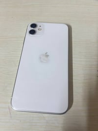 ايفون 11 عادي • ١٢٨ • بطاريه ٧٦